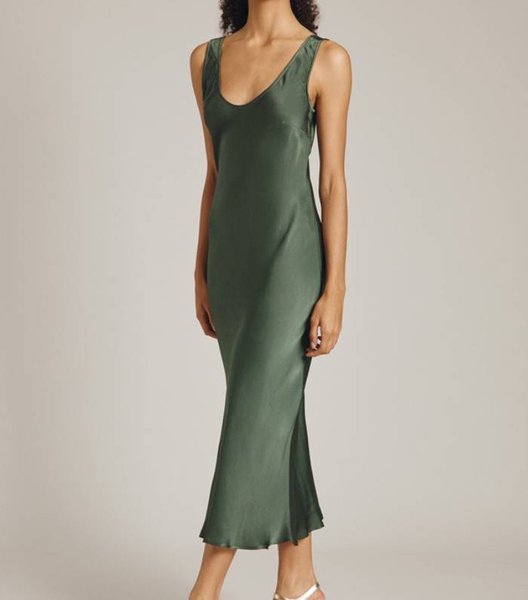 атласное платье, тренд 2022, модные тренды