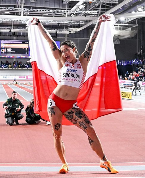 Ева Свобода в Instagram