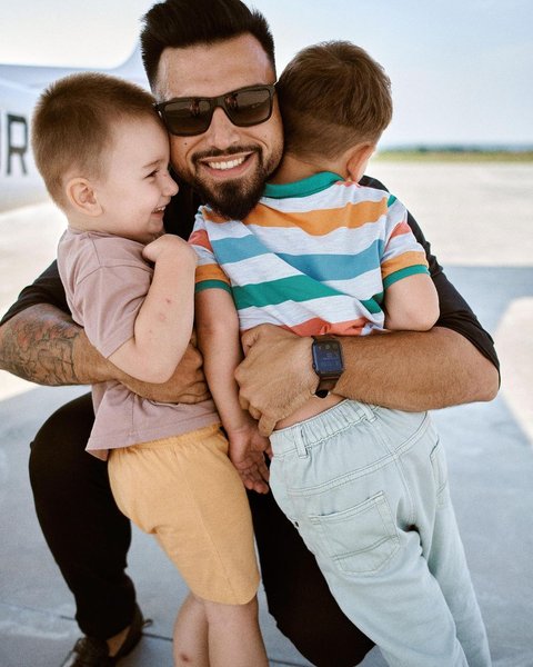 саша бо сыновья, муж Саши Бо, игорь пустовит, игорь пустовит дети