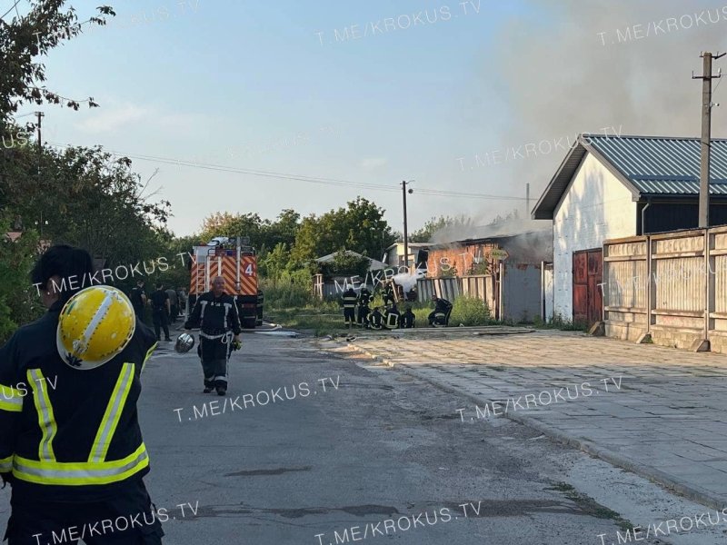 В Белой Церкви были слышны взрывы: горел склад пиротехники (фото, видео)