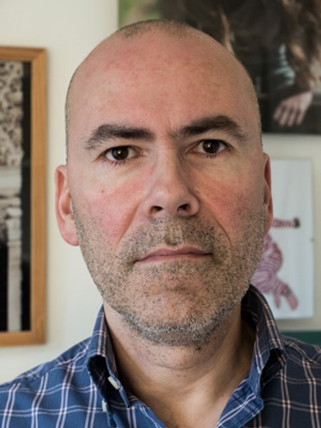 

Джеймс Харрис: "Великобритания и США использовали тоталитарные методы с единственной целью — защитить статус-кво. А нацисты и коммунисты хотели предотвратить бунт"
