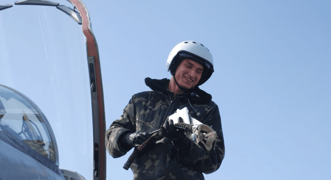 Фото Героя України пілота F-16 Максима Устименкао