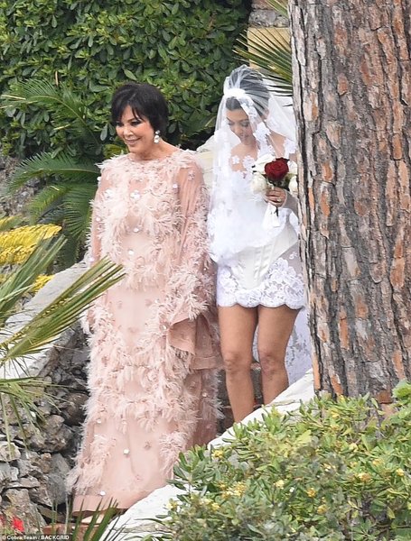 Кортни Кардашьян, свадьба, ким кардашьян, трэвис баркер, портофино, Крис Дженнер