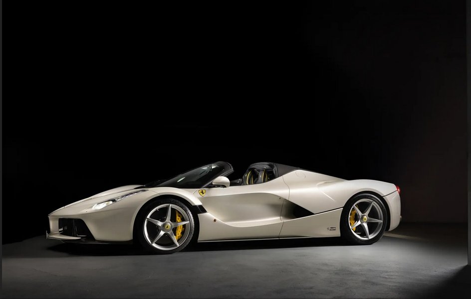 Ferrari LaFerrari Aperta