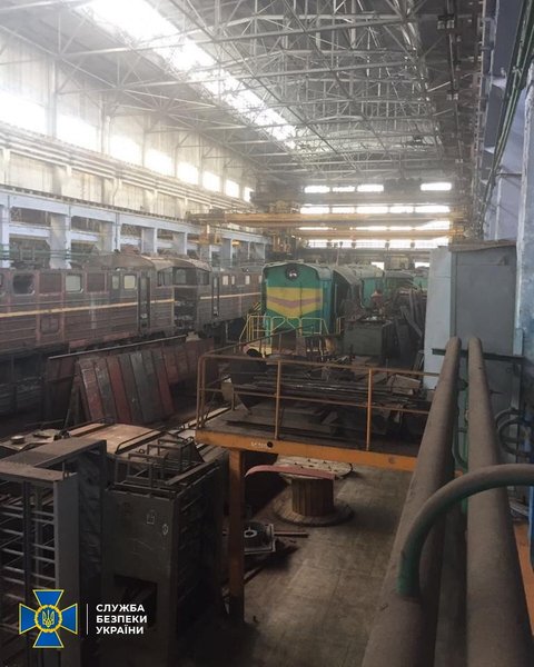 сбу, тепловози, підозра, розкрадання, фото, дніпро, ремонт