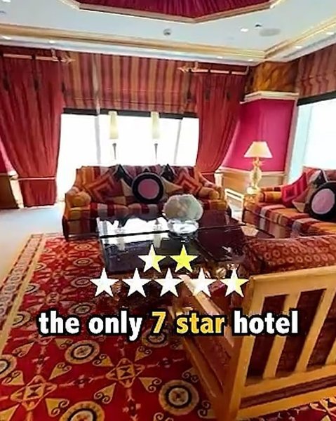 YouTuber Дрю Бински протестировал "единственный в мире семизвездочный отель" Burj Al Arab в Дубае