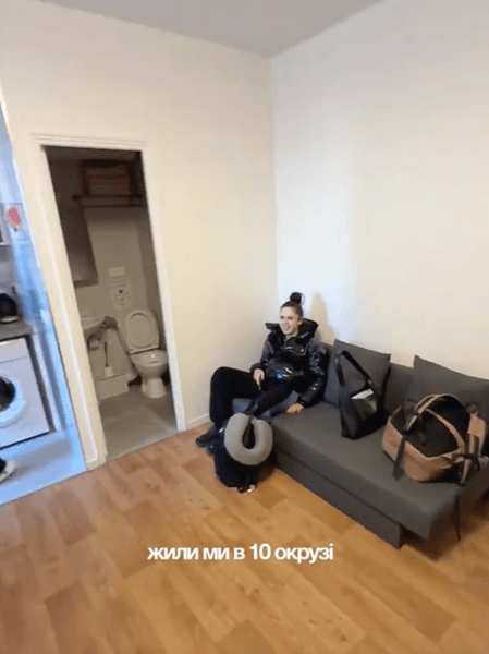 Украинка посетила Париж