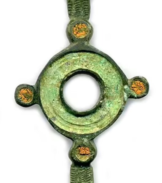 древнеримская брошь