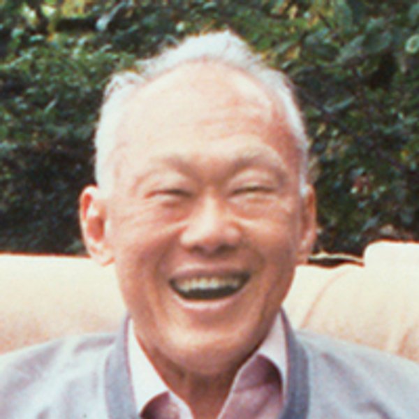 
Ли Куан Ю
премьер-министр Республики Сингапур с 1959 по 1990 гг.
