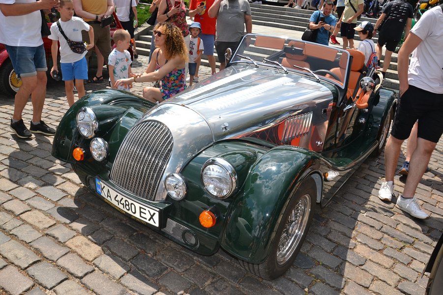 Morgan Plus 4, ретро-авто, ретро-слет, Old Car Land, автофестиваль