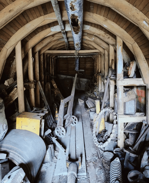 двері приміщення