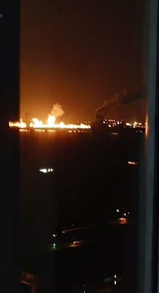 усть луга пожар новатек