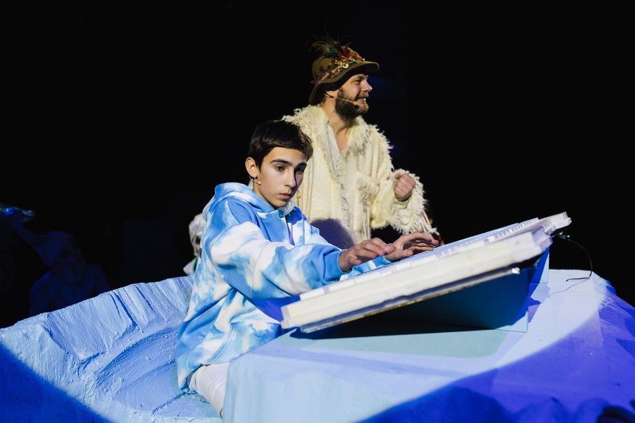 новогоднее шоу, новогоднее представление, новогодний утренник, "Кібер Санта. Інший вимір", кибер санта, шоу в Киеве, шоу на ВДНХ