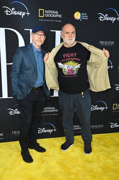 Хосе Андрес, шеф повар, ресторатор, режиссер Рон Ховард, World Central Kitchen, русский салат