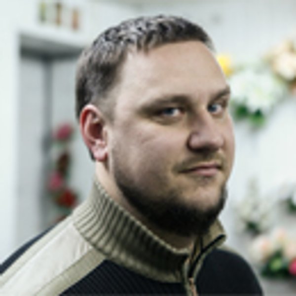 
Павел Белянский
о психотерапевтической функции сотрудников сферы ритуальных услуг
