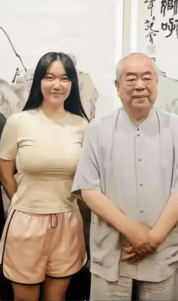 китайский художник жена