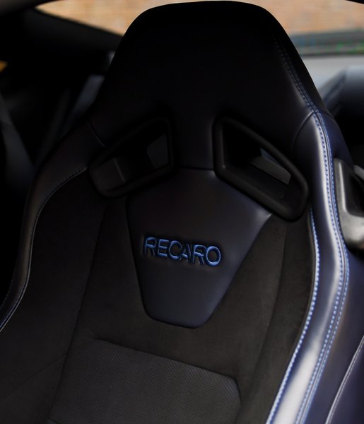 Салон Ford Mustang