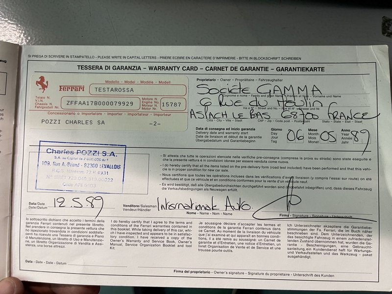 Збережено всю документацію на авто