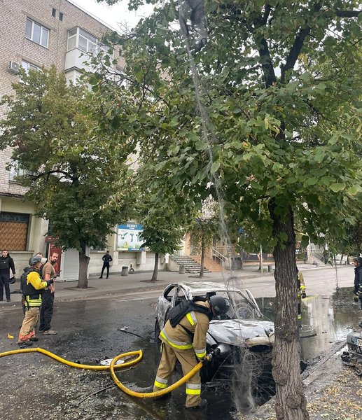 Дрон РФ уничтожил автомобиль иностранных журналистов в Славянске