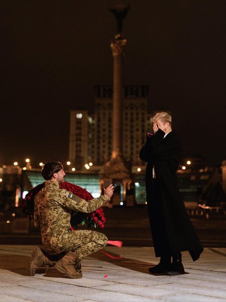 Помолвка MELOVIN