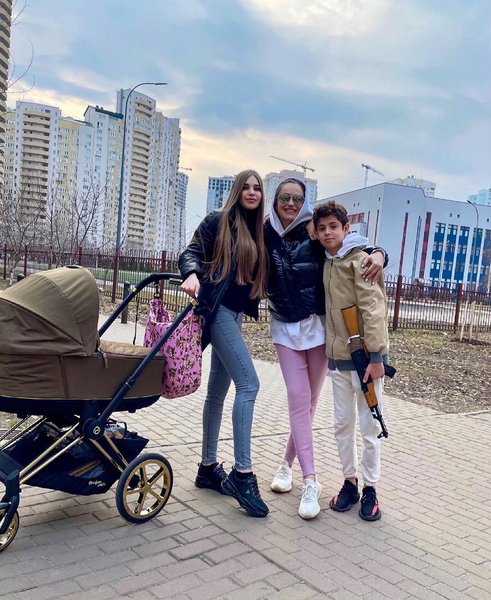 Юлія Леус, діти, дочка ангелина, дочка адель, дочка Джеджули