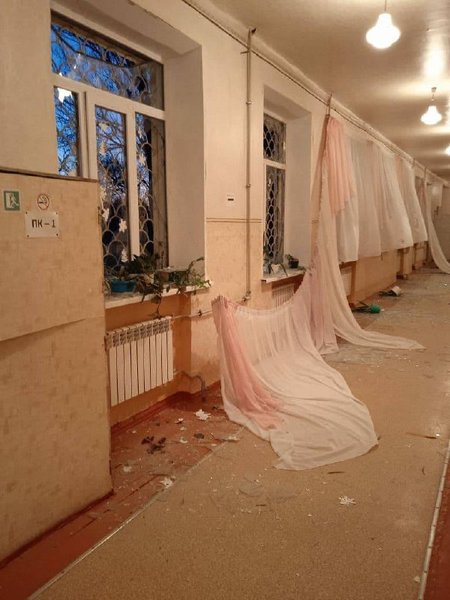Дві школи Донецька постраждали внаслідок обстрілу