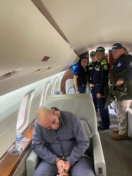 Дайро Антоніо Усуґа Давід, Отоніель, колумбія, наркоторговець, картель, екстрадиція, Gulf Clan, клан затоки