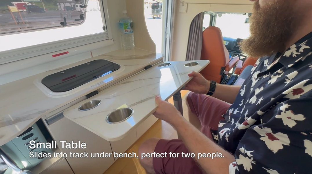 раскладной столик Столик можно сложить