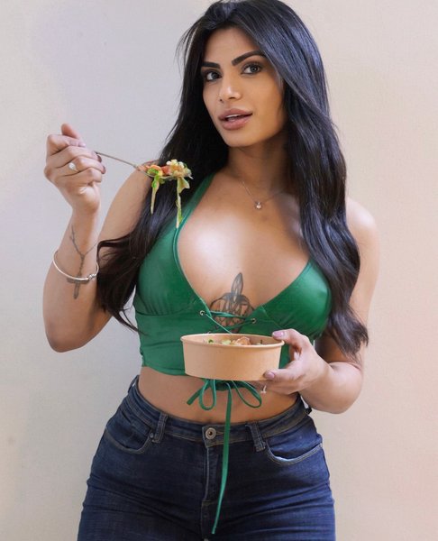 Вануса Фрейтас, Фрейтас, модель Playboy