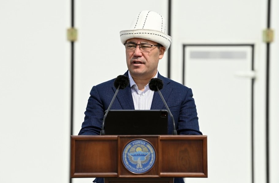 Президент Киргизстану відкриває базу безпілотників "Байрактар".