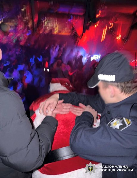 Затримання Санти в клубі Києва