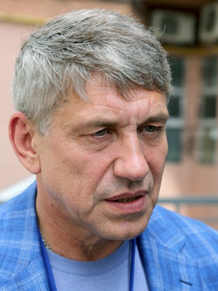 

Игорь Насалик: "Ахметов создал неплохую команду. Не надо бороться с ним. Нужно создавать для всех равные условия игры, и рынок поставит все на свои места"
