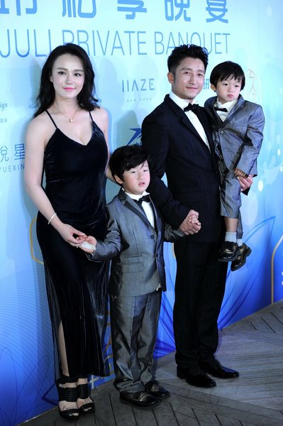 цзоу шимин китайцы боксер