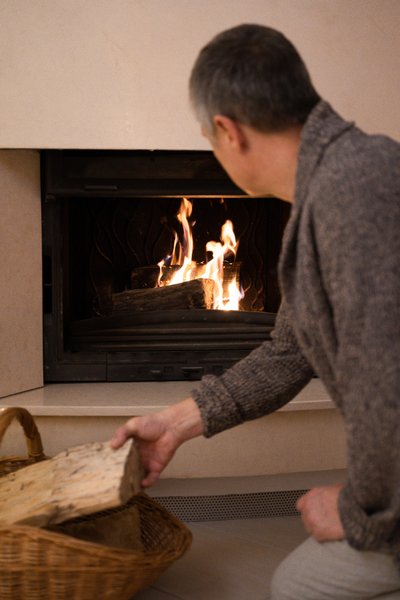 Сколько сейчас стоят дрова, или брикеты, Сколько надо топливных брикетов на зиму, Что горит дольше дрова или брикеты, брикеты для отопления, брикеты для отопления расход, топливные брикеты цена в украине, дрова или брикеты,