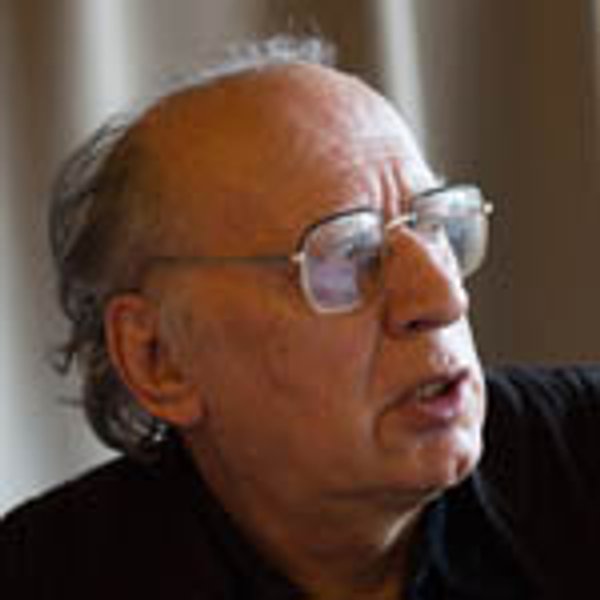 
Валентин Сильвестров
о своей нелюбви к наградам и знакам отличия
