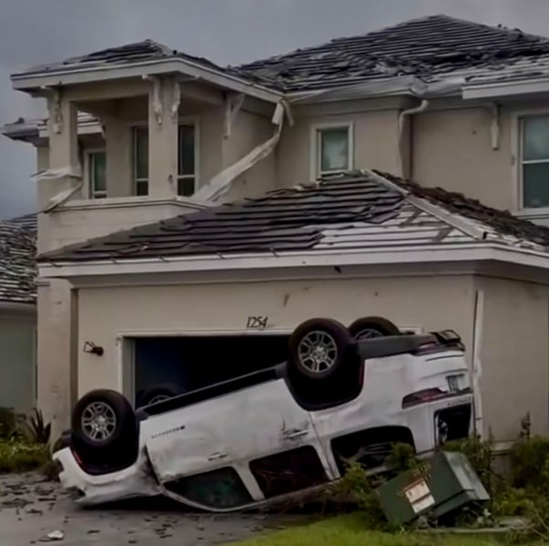 Пригоди серфінгіста, Чарлі Хайєк, ураган Мілтон, наслідки