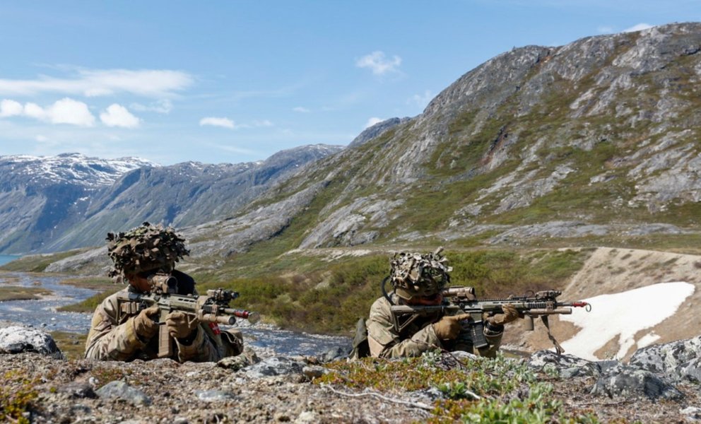 десантники на учениях Arctic Light 2025 Гренландия и война — десантники на учениях Arctic Light 2025