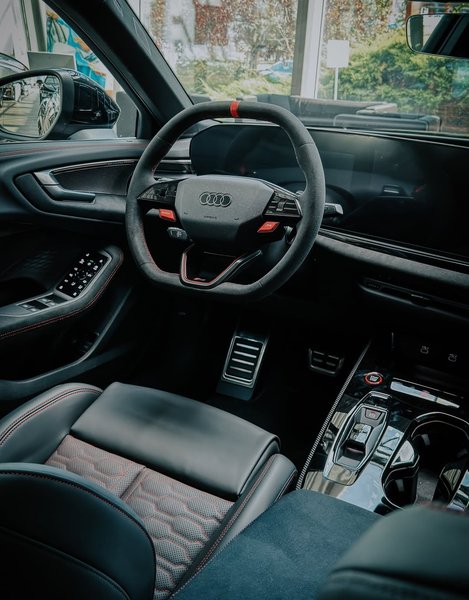 салон Audi RS5