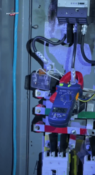 Напруга в трансофрматорі