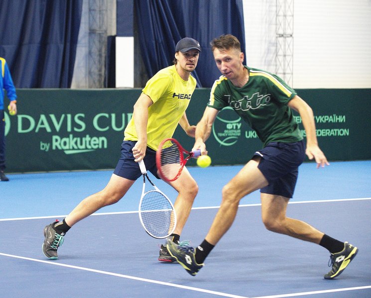 теннисист Денис Молчанов,  теннисист Сергей Стаховский, украинский теннис, большой теннис, турнир в Лугано