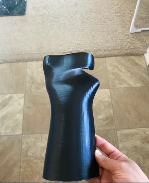 Медицинская шина по дизайну Бретта Кэри Шина, Бретт Кэри