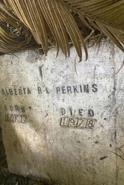 Надгробие, плита, могила