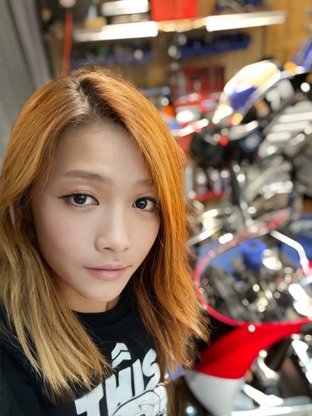 байкерша, Япония, Twitter, обман