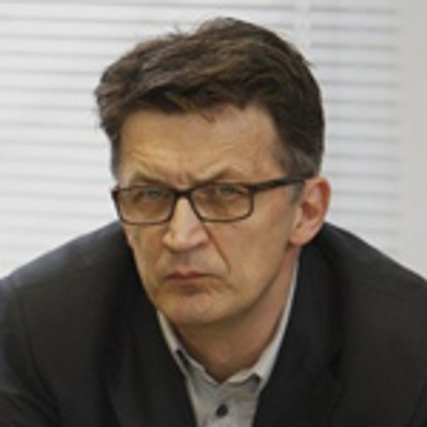 
Рустем Адагамов
считает, что государству не удастся взять интернет под контроль
