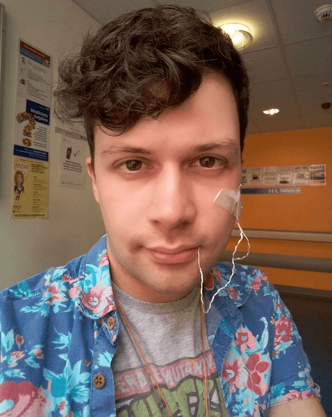 Мужчина с редкой болезнью, не мог есть, сделали операцию, переизбыток воды, редкая болезнь, проблемы со здоровьем, внимание общественности