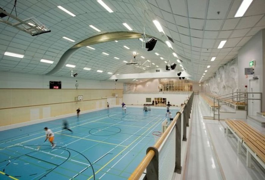 Спортивний майданчик