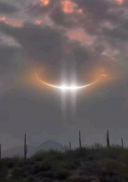 Вогні в небі, НЛО Вогні в небі, НЛО, незвичайні об'єкти в небі, теорія змови, Проект Блакитний промінь, вторгнення інопланетян, прибульці, курйози, соцмережі