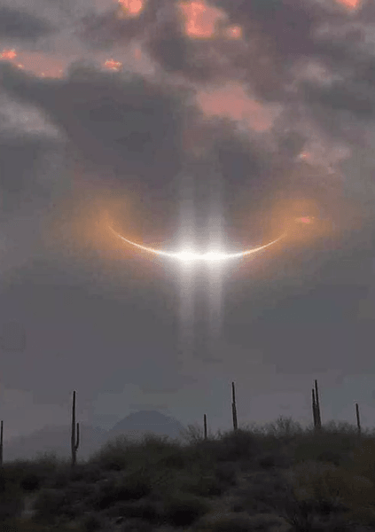 Огни в небе, НЛО, необычные объекты в небе, теория заговора, Проект Голубой луч, вторжение инопланетян, пришельцы, курьезы, соцсети