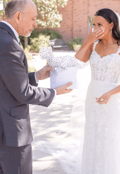 Баща и дъщеря, сватба, Баща и дъщеря, сватба, път към сватбата, дълго пътуване, пътуване до сватбата, сватба на дъщеря, сватба след урагана Хелън