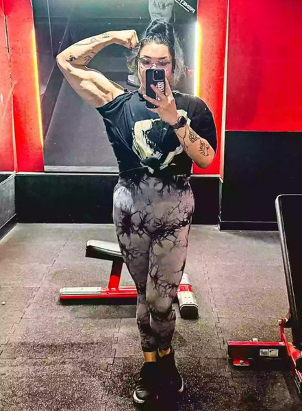 Женщина сбросила 190 кг, весила 266 кг, семья не узнала женщину, похудела на 190 кг, сбросила лишний вес, вредные привычки,